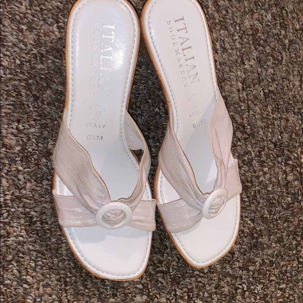 Sandals - Picture 2 of 4